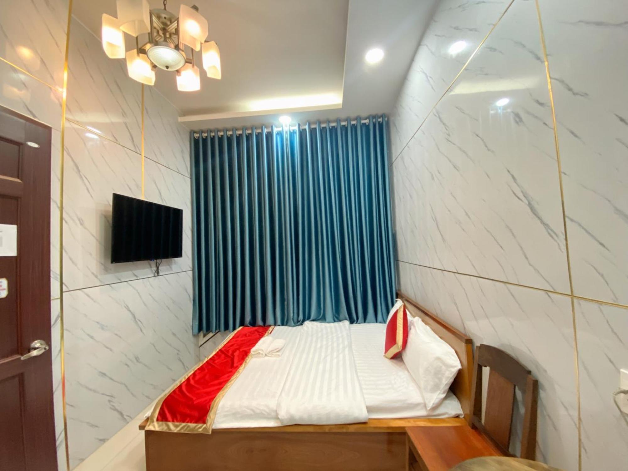 Lucky Hotel Ho Chi Minh City Exterior photo